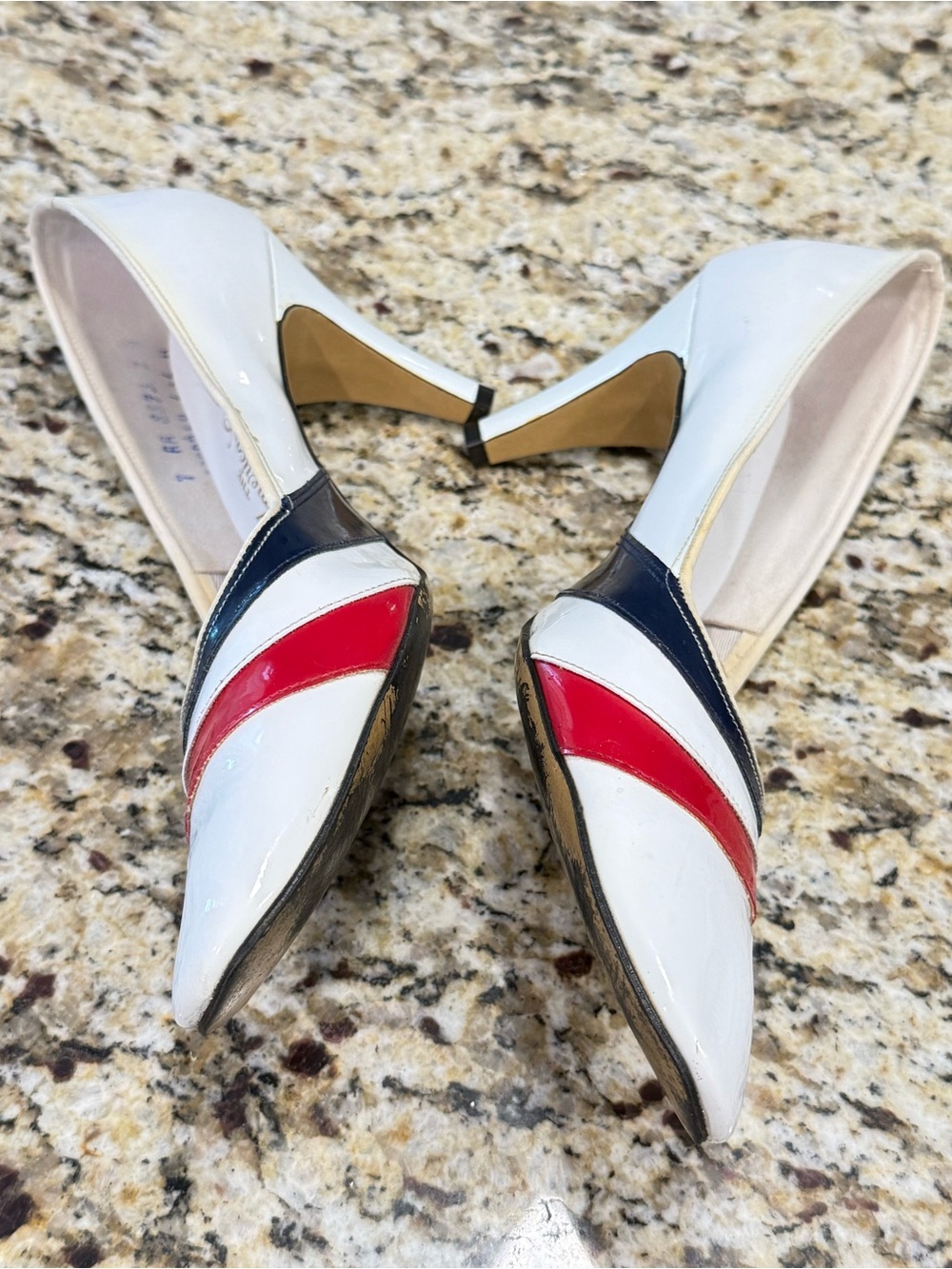 Vintage patent leather pumps red white blue rockabilly pinup narrow heel SZ 7 - Picture 4 of 13